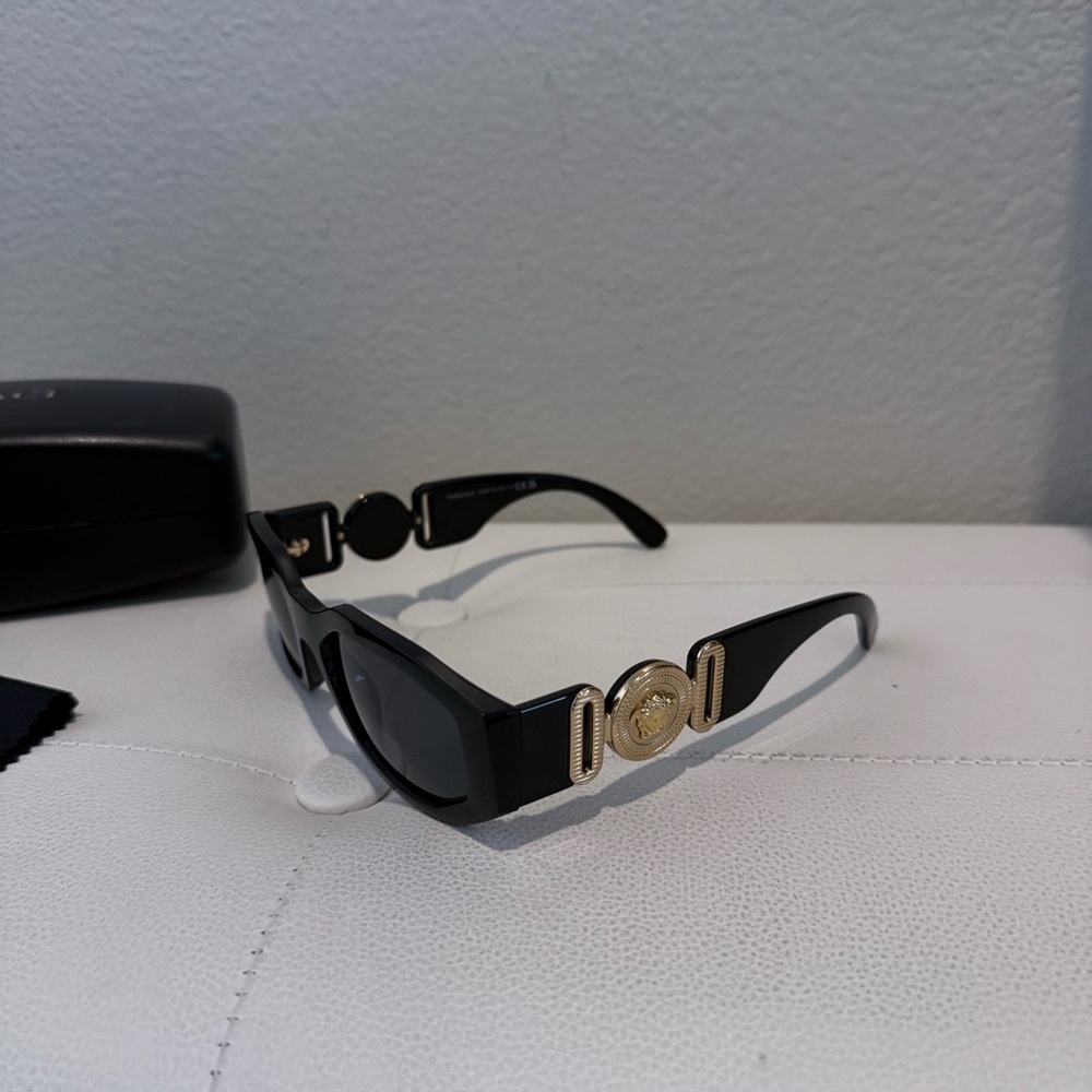Versace Medusa Biggie Sunglasses